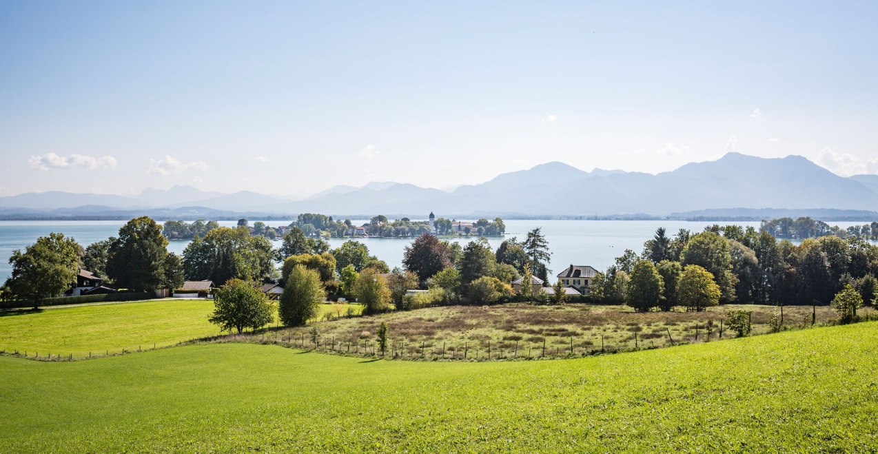 Blick auf den Chiemsee, © Chiemsee-Alpenland Tourismus Blick auf den Chiemsee, © Chiemsee-Alpenland Tourismus