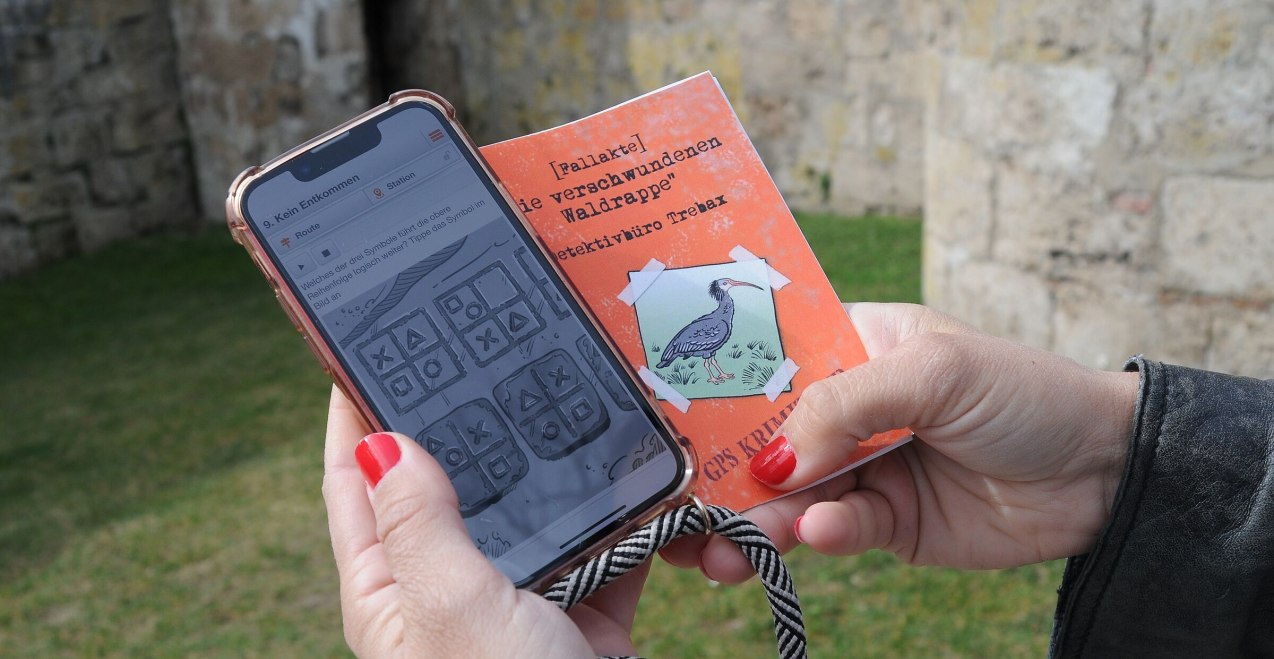 GPS-Tour Waldrapp mit Smartphone und Fallheft erkunden, © Locandy GPS-Tour Waldrapp mit Smartphone und Fallheft erkunden, © Locandy