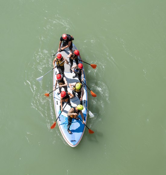 Flusstour auf dem Big SUP mit 8 Personen, &copy; Inn-Salzach Tourismus