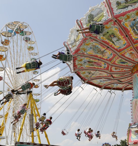 Kettenkarusell Volksfest Waldkraiburg, &copy; Stadt Waldkraiburg