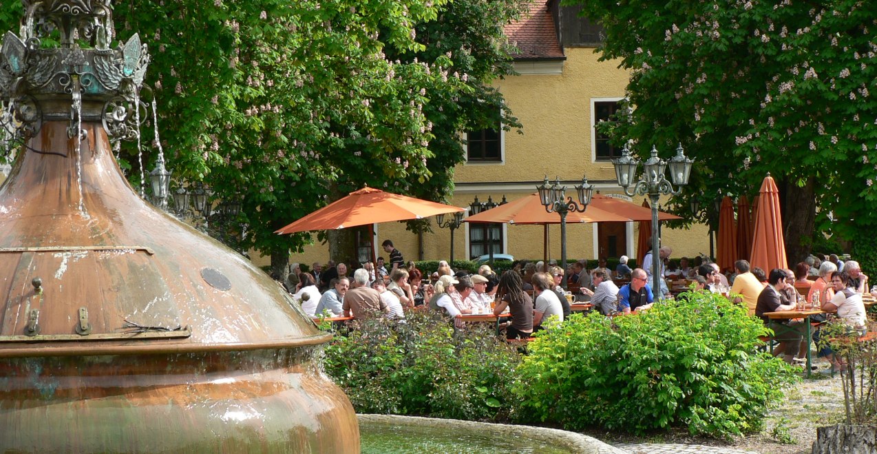 Klostergasthof Raitenhaslach Biergarten