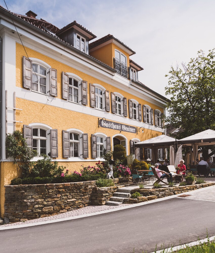 Christians Restaurant Kirchdorf von Au&szlig;en, &copy; Christians Restaurant