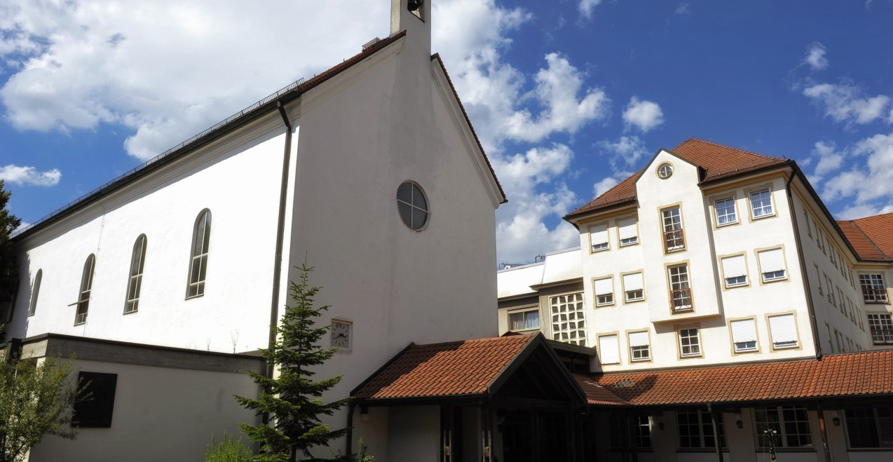 Franziskushaus Alt&ouml;tting von Au&szlig;en, &copy; Franziskushaus Alt&ouml;tting