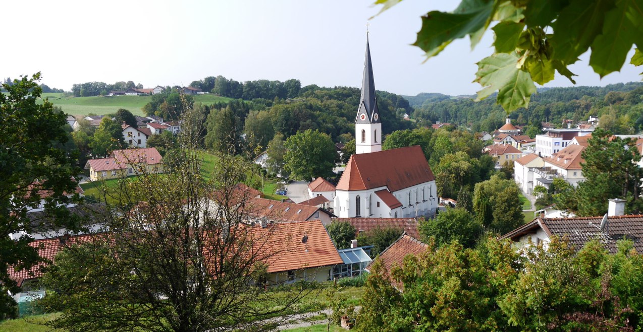 Kirche in Reischach Landkreis Alt&ouml;tting, &copy; Inn-Salzach Tourismus