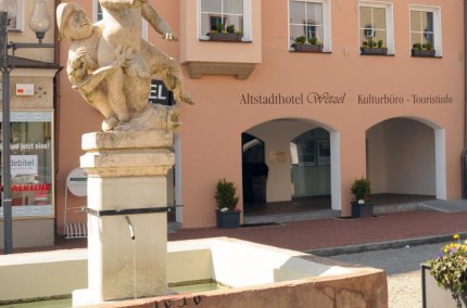 Altstadthotel Wetzel M&uuml;hldorf a. Inn, &copy; Altstadthotel Wetzel