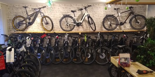 Gesch&auml;ft von Innen Strombiker Gars a. Inn, &copy; Der Strombiker