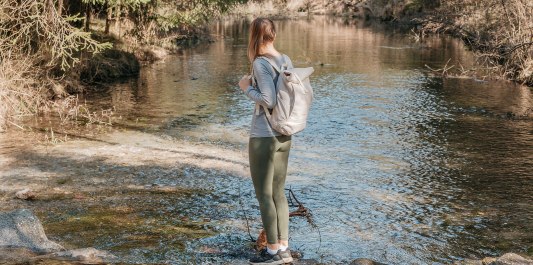 Brunnbach &uuml;berqueren im Naturschutzgebiet Untere Alz, &copy; Inn-Salzach Tourismus