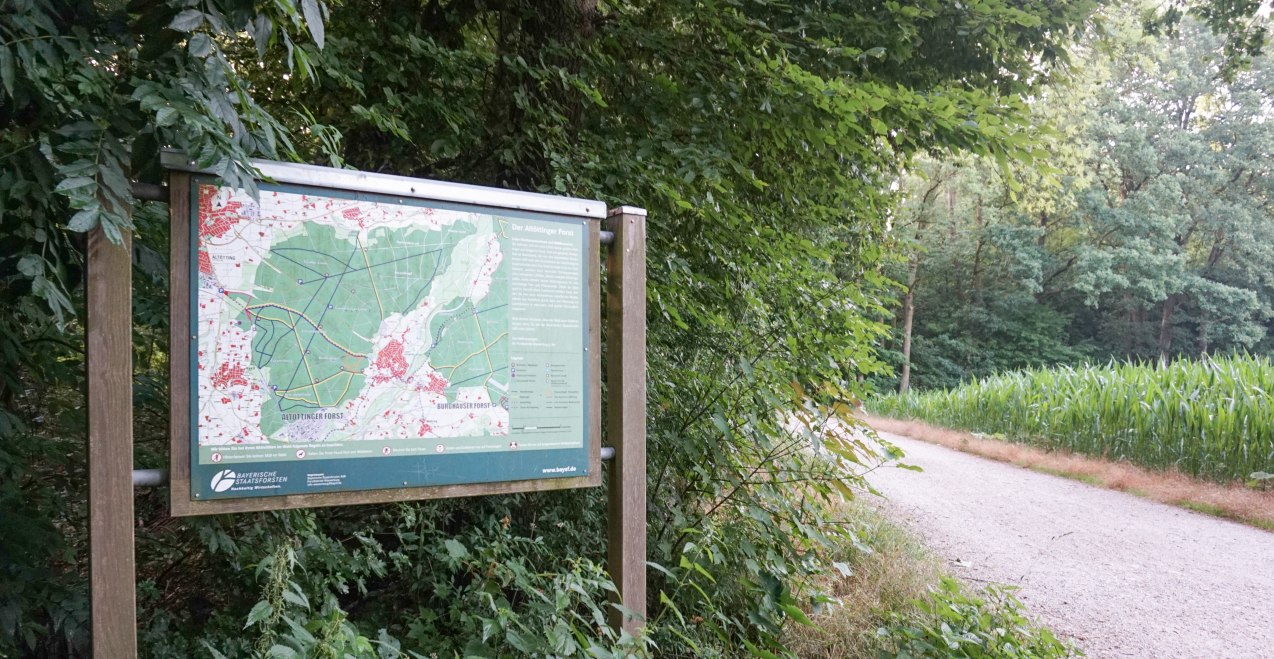Schild am Trimm-dich-Pfad Alt&ouml;tting, &copy; Inn-Salzach Tourismus