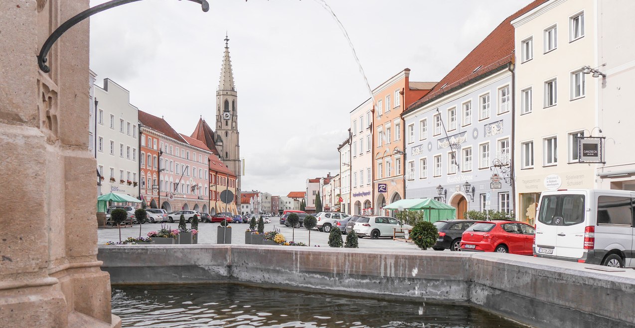 Neu&ouml;ttinger Stadtplatz, &copy; Inn-Salzach Tourismus