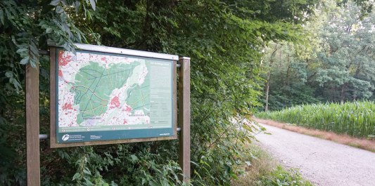 Schild am Trimm-dich-Pfad Alt&ouml;tting, &copy; Inn-Salzach Tourismus