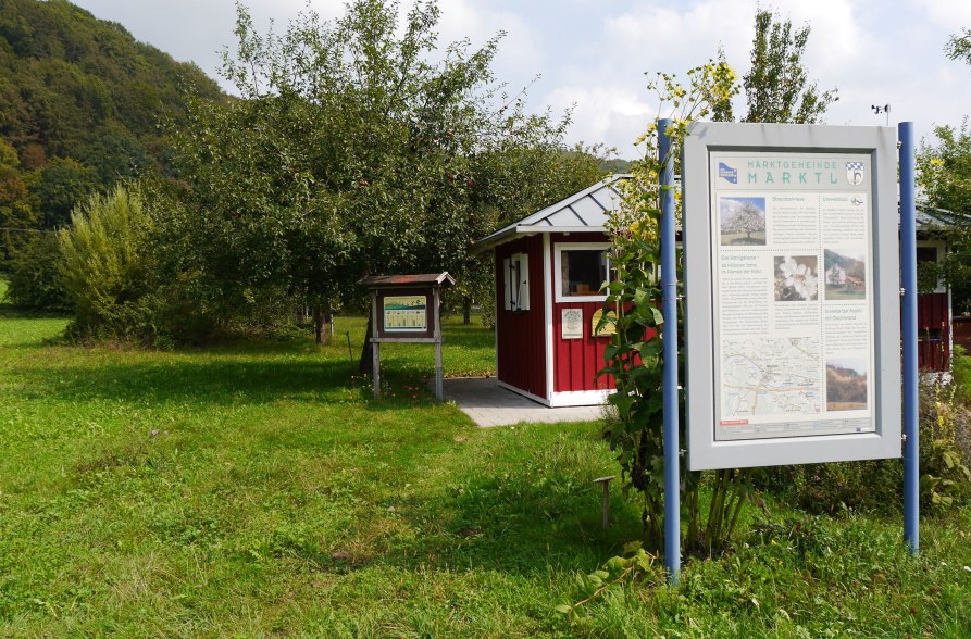 Lehrtafel Imkerlehrpfad Marktl, &copy; Inn-Salzach Tourismus