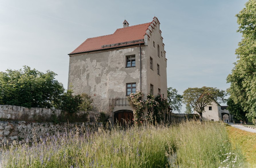 Geb&auml;ude auf der Burg Burghausen, &copy; Inn-Salzach Tourismus