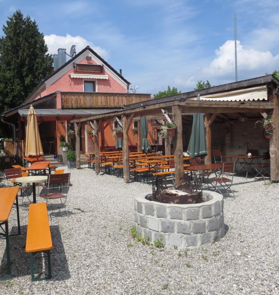 Biergarten_Terrassencafe- M&uuml;hldorf