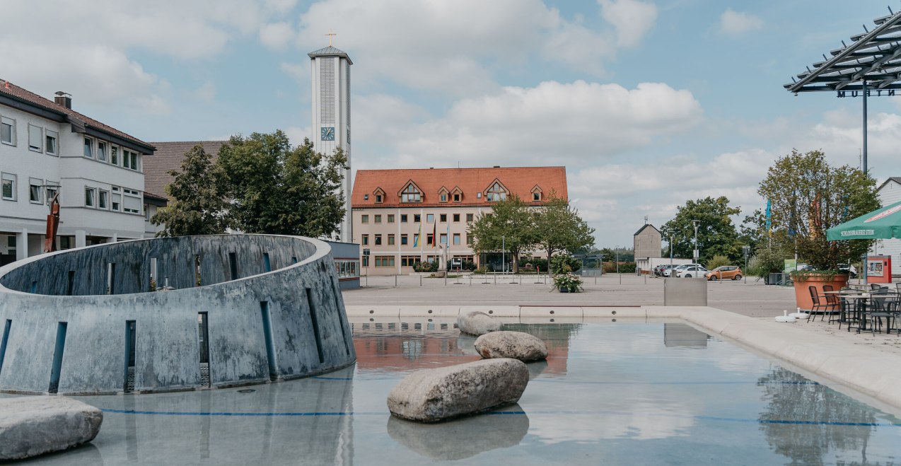 Rathaus Burgkirchen a. d. Alz mit Wasserplatz, &copy; Inn-Salzach Tourismus