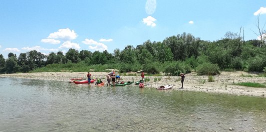 Kajks bei Pause am Inn, &copy; Inn-Salzach Tourismus