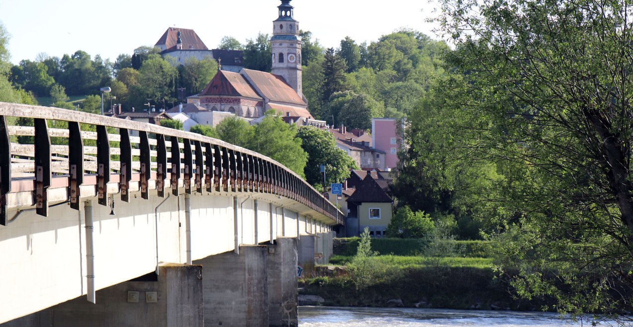 Tittmoning Br&uuml;cke Kirche Burg, &copy; Inn-Salzach Tourismus