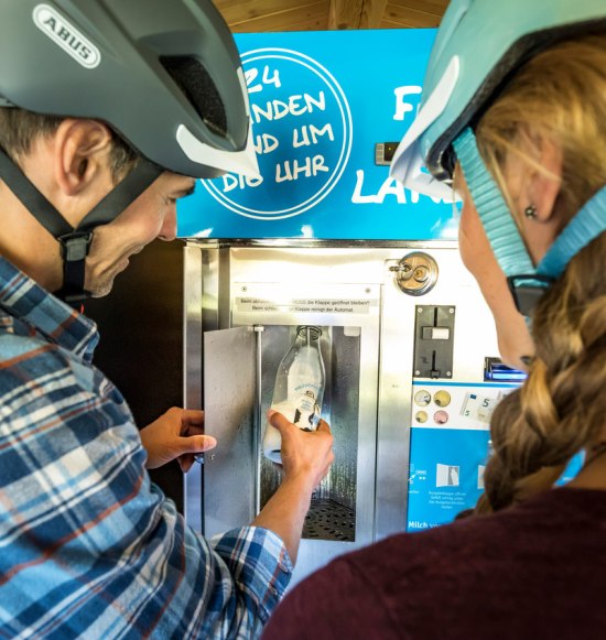 Milch von der Milchtankstelle, &copy; Inn-Salzach Tourismus